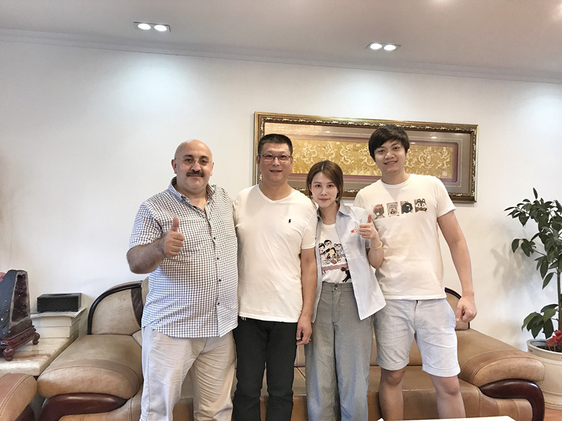 我們的歐洲客戶(hù)8月8日的訪問(wèn)